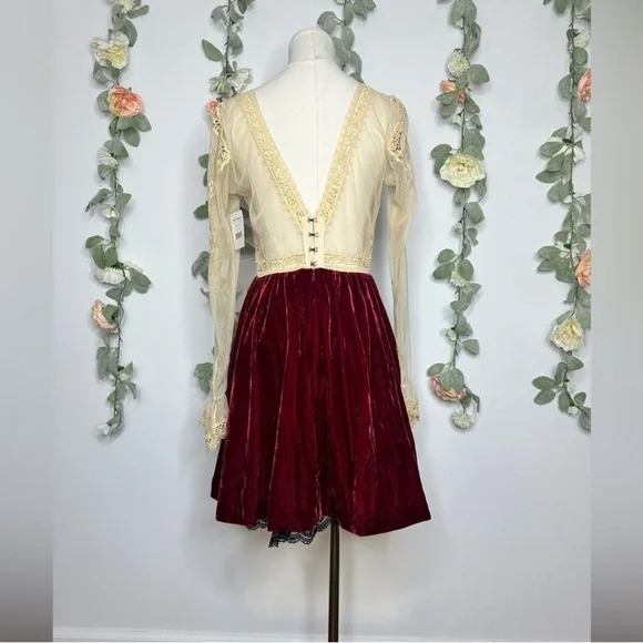Free People Victorian Lace Dress - Picture 6 of 14